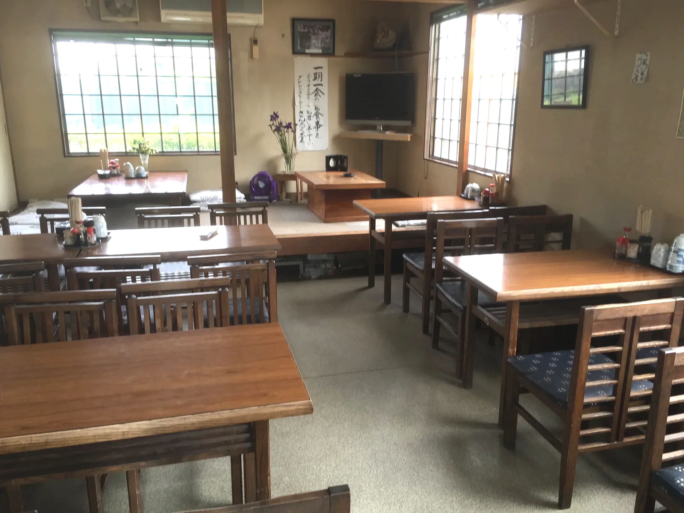 さんろく茶屋の店内席